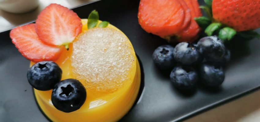 SHEWON Menu “Instant Bird’s Nest with Passion Fruit Jelly and Berry”